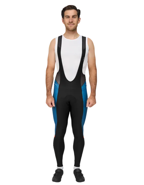 Das Model ist 178 cm groß und trägt Größe 4