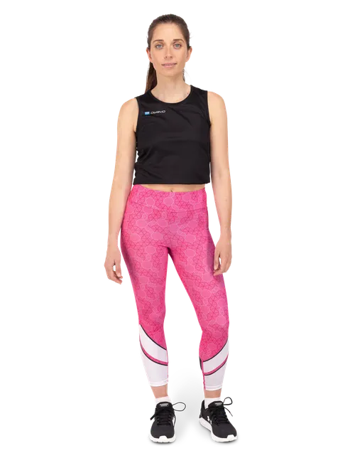 Das Model ist 165 cm groß und trägt Größe S2